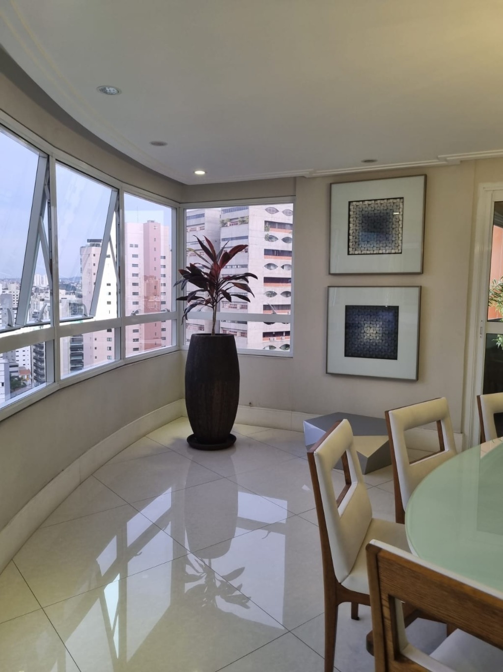 Apartamento à venda com 4 quartos, 275m² - Foto 10