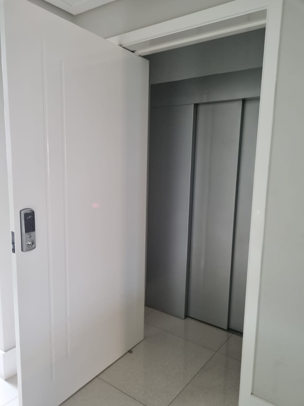 Apartamento à venda com 4 quartos, 275m² - Foto 28