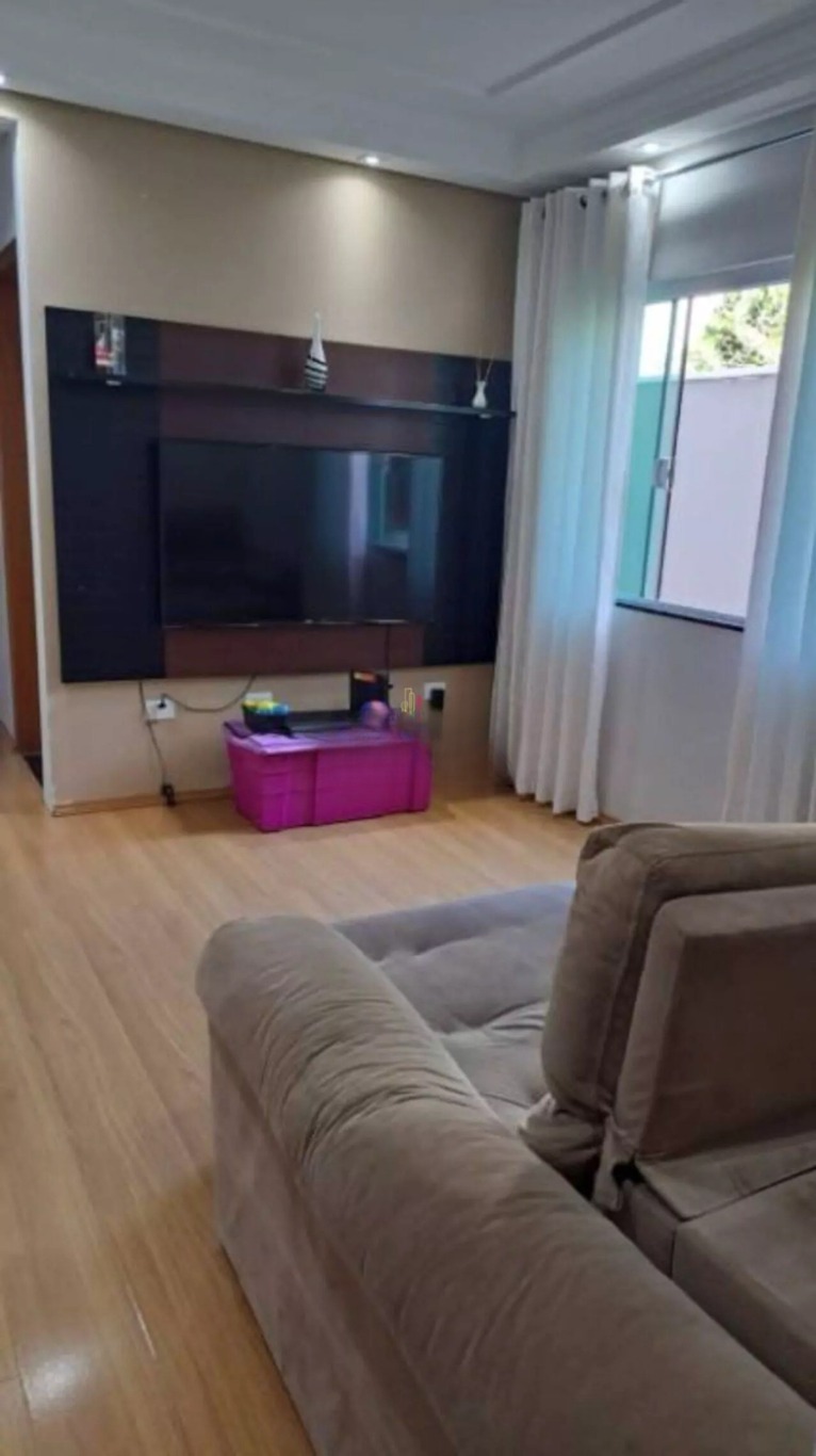 Apartamento à venda com 2 quartos, 70m² - Foto 1