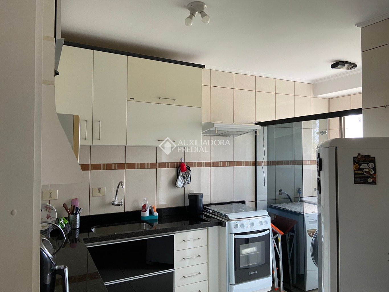 Apartamento à venda com 2 quartos, 56m² - Foto 13