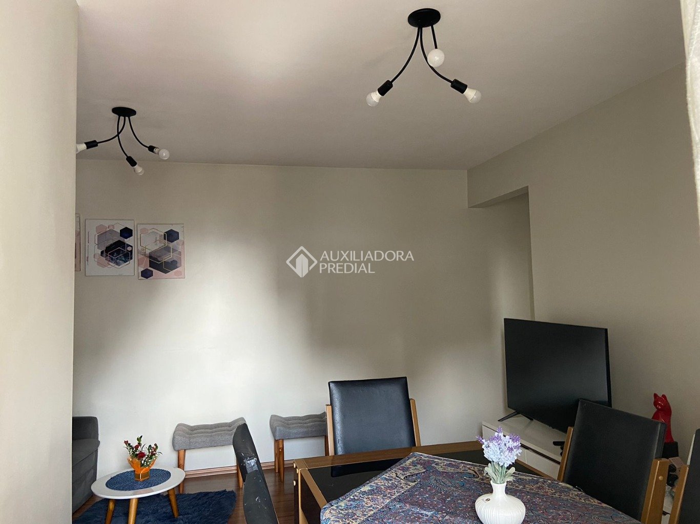 Apartamento à venda com 2 quartos, 56m² - Foto 4