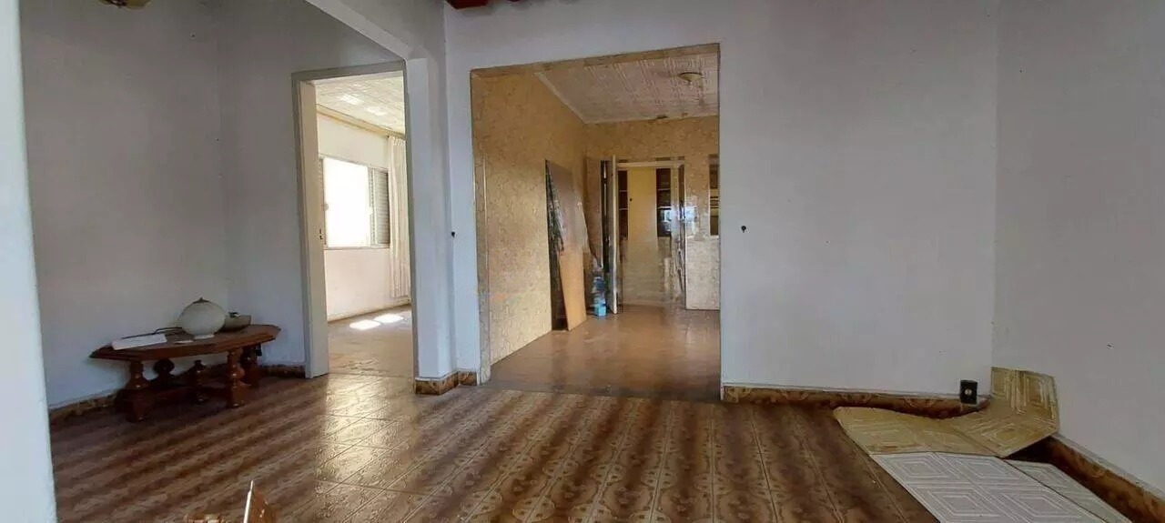 Terreno à venda com 1 quarto, 159m² - Foto 4