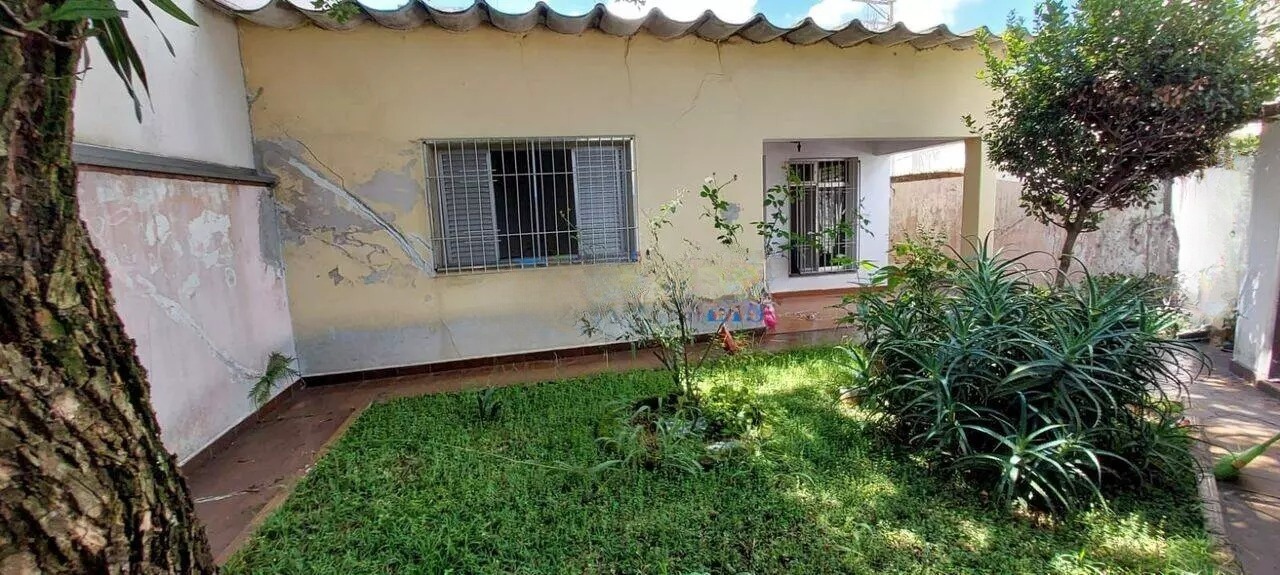 Terreno à venda com 1 quarto, 159m² - Foto 13