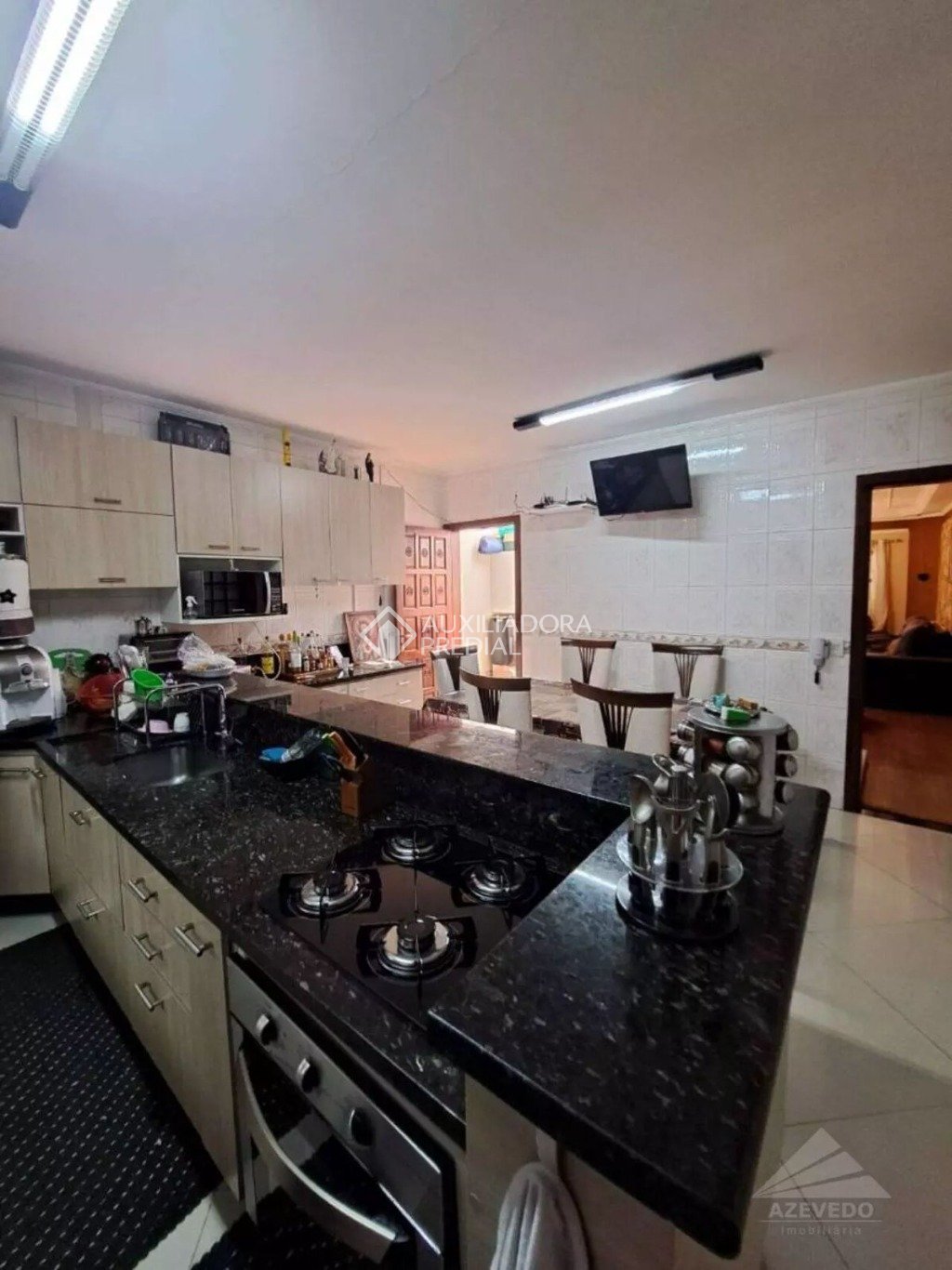 Casa à venda com 3 quartos, 202m² - Foto 5