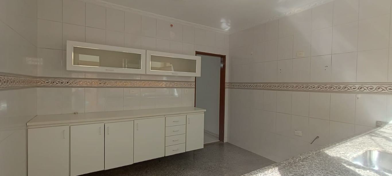 Casa à venda com 2 quartos, 125m² - Foto 6