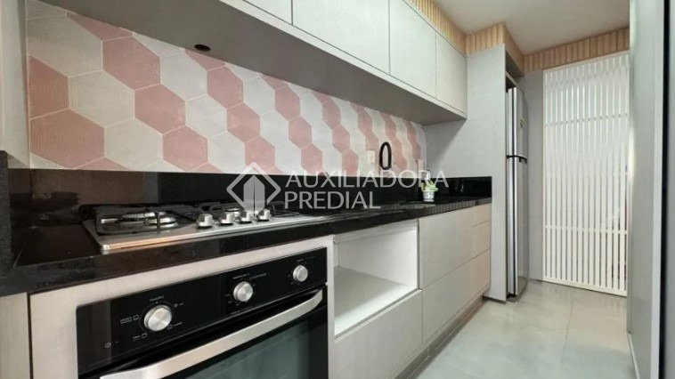 Apartamento à venda com 2 quartos, 67m² - Foto 10