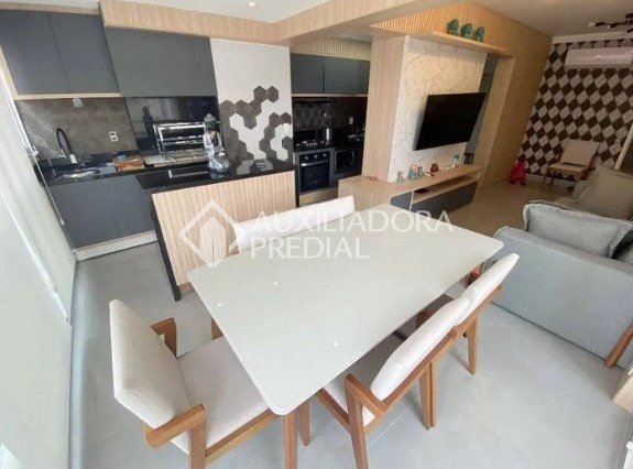 Apartamento à venda com 2 quartos, 67m² - Foto 7