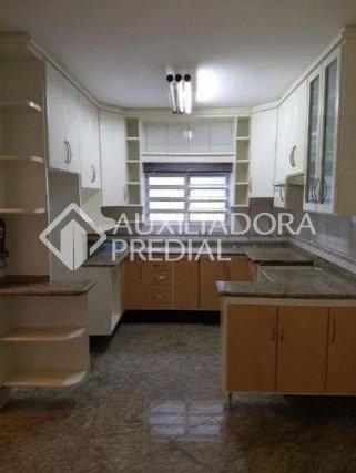 Casa à venda com 3 quartos, 260m² - Foto 15