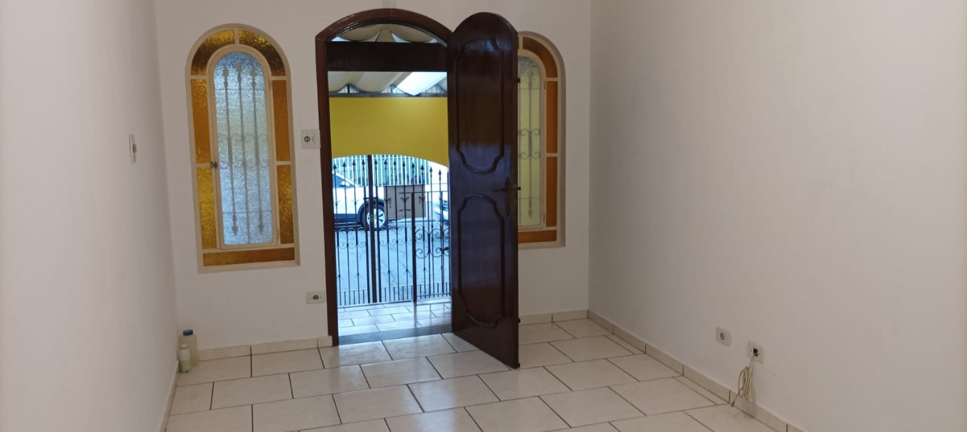 Casa à venda com 3 quartos, 124m² - Foto 2