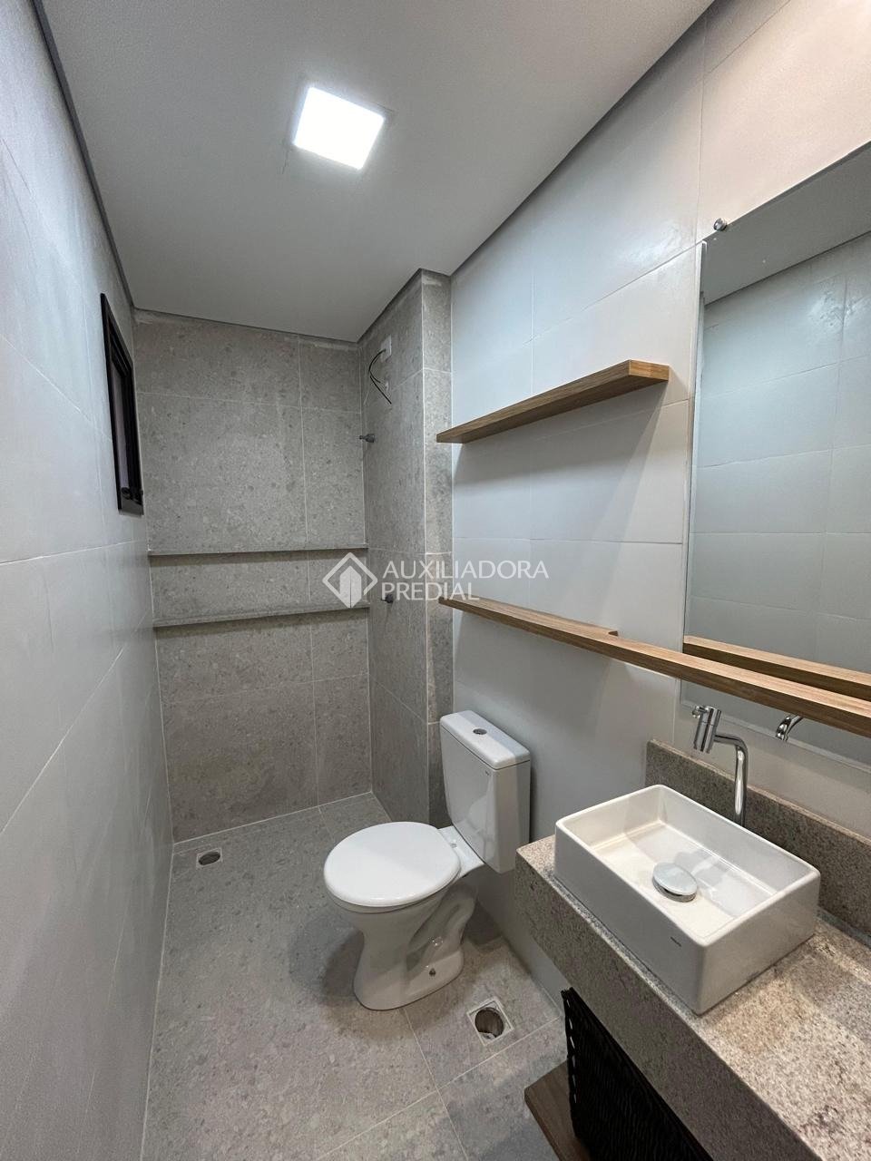 Apartamento à venda com 2 quartos, 61m² - Foto 6