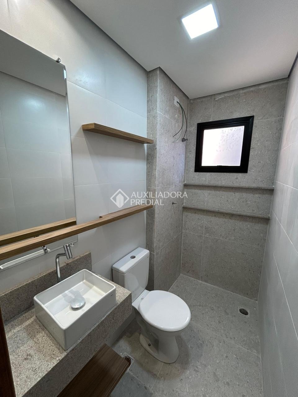 Apartamento à venda com 2 quartos, 61m² - Foto 7