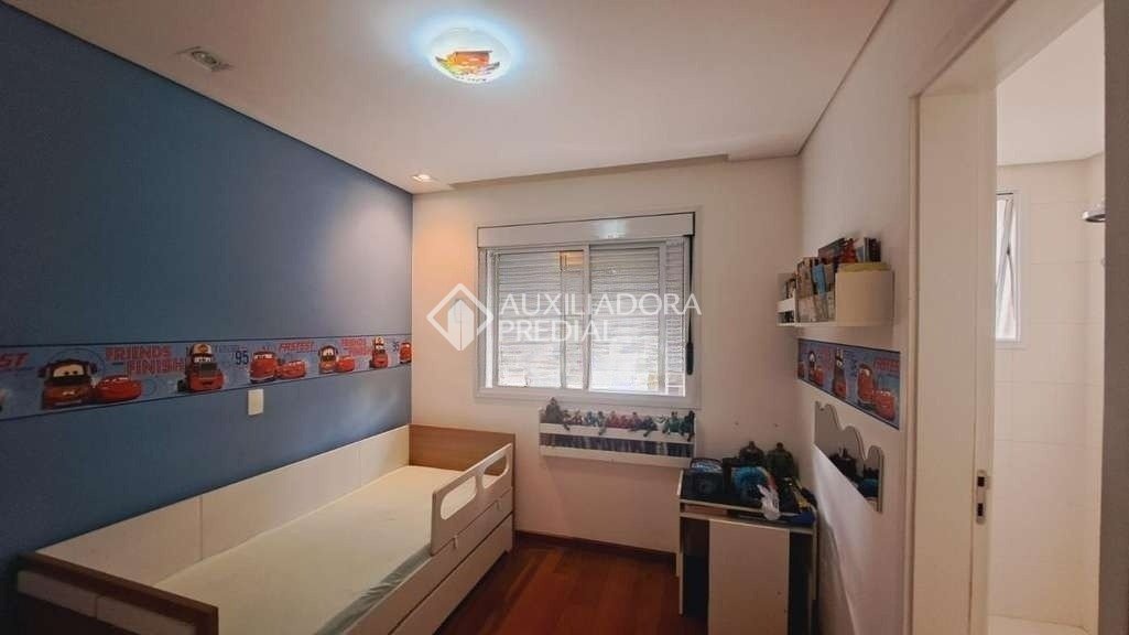 Apartamento à venda com 3 quartos, 135m² - Foto 20