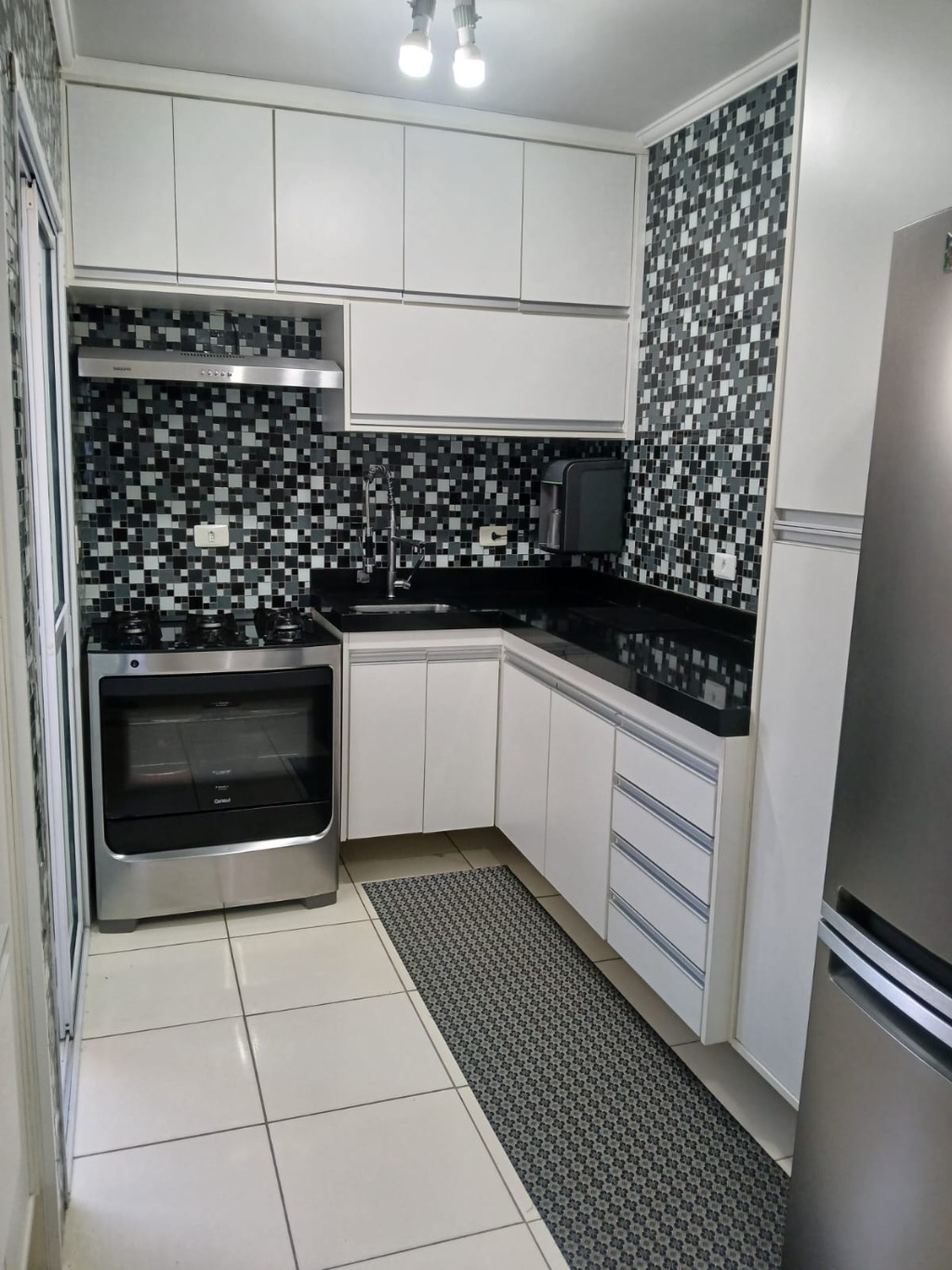 Apartamento à venda com 2 quartos, 60m² - Foto 9