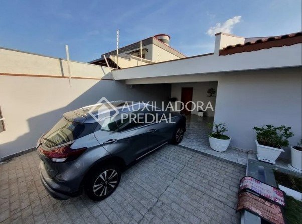 Casa à venda com 4 quartos, 290m² - Foto 33