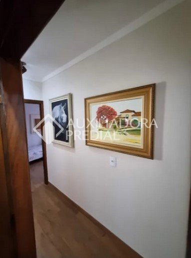 Casa à venda com 4 quartos, 290m² - Foto 11