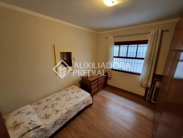 Casa à venda com 4 quartos, 290m² - Foto 15