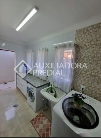 Casa à venda com 4 quartos, 290m² - Foto 19