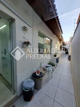 Casa à venda com 4 quartos, 290m² - Foto 28