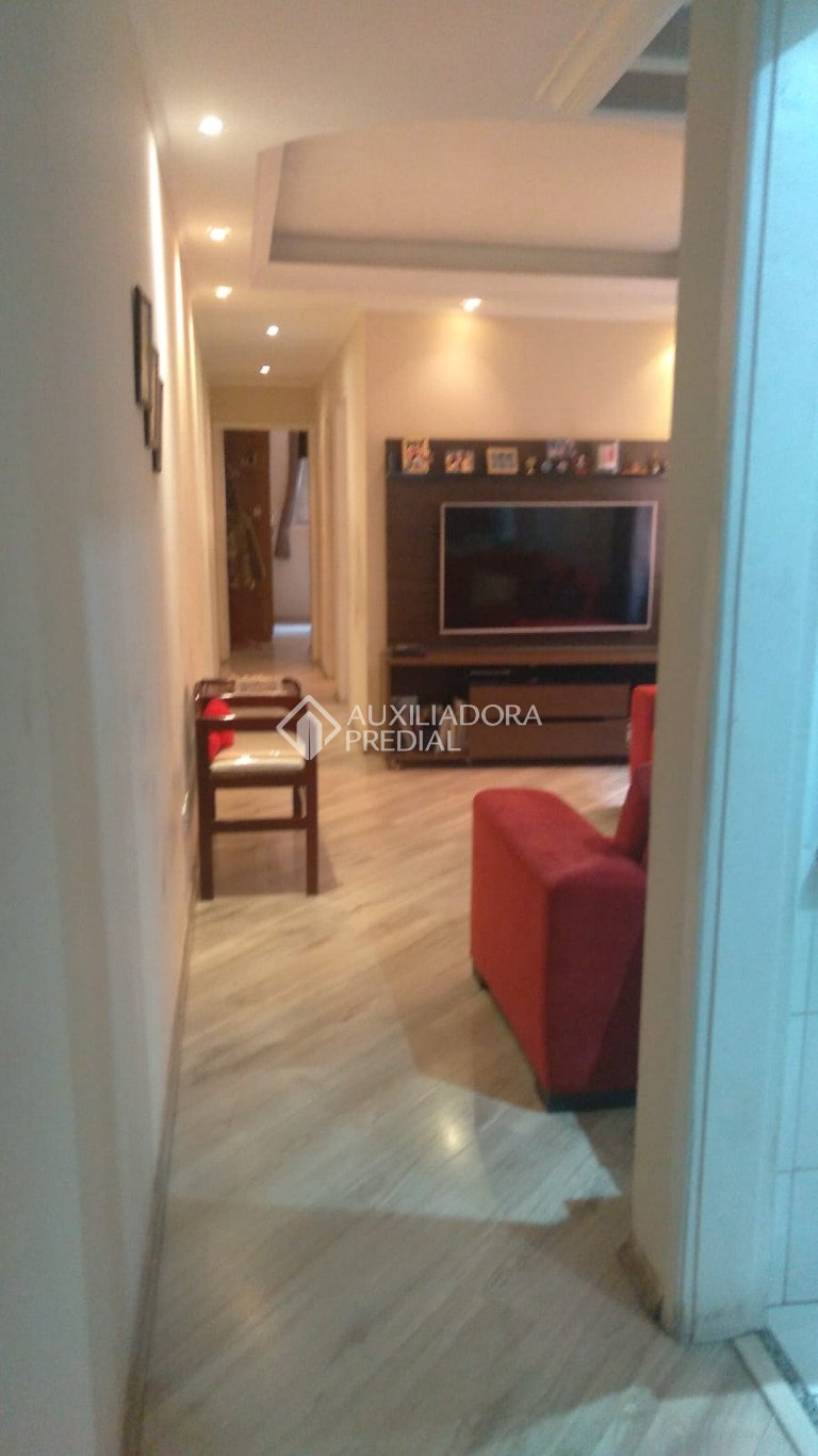 Apartamento à venda com 2 quartos, 67m² - Foto 2