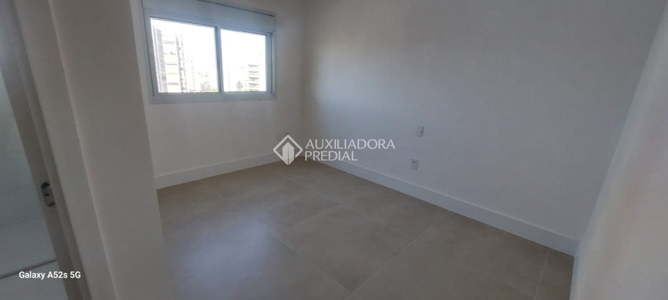 Apartamento à venda com 3 quartos, 190m² - Foto 18