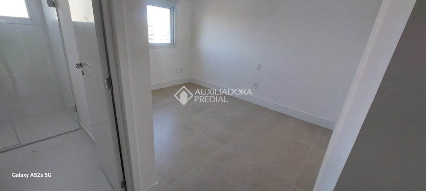 Apartamento à venda com 3 quartos, 190m² - Foto 19