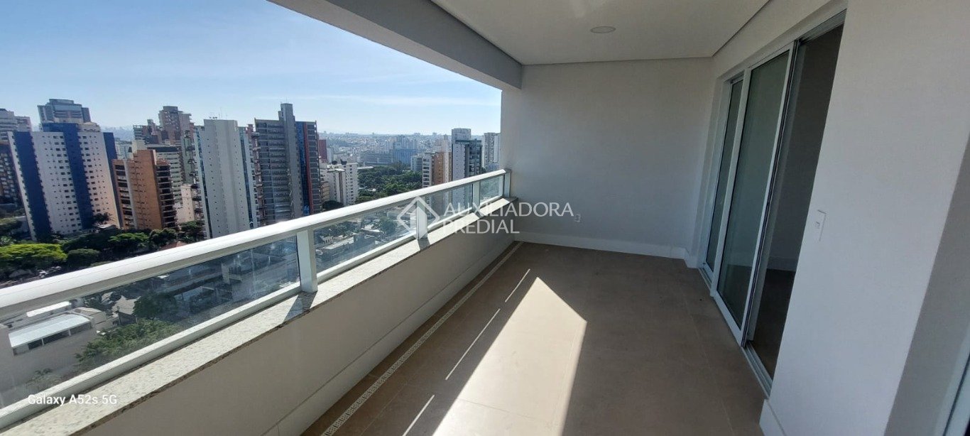 Apartamento à venda com 3 quartos, 190m² - Foto 6