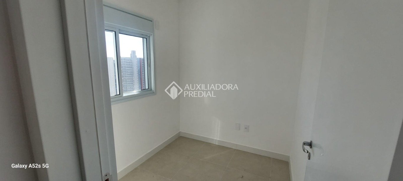 Apartamento à venda com 3 quartos, 190m² - Foto 29