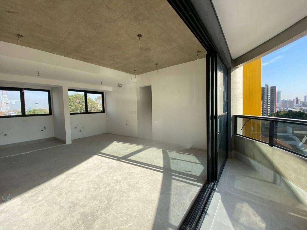 Apartamento à venda com 2 quartos, 85m² - Foto 1