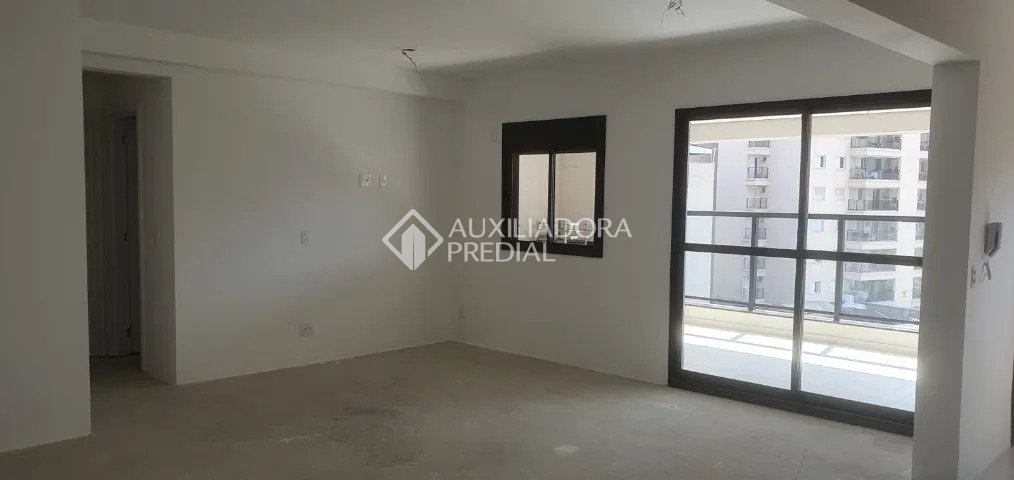 Apartamento à venda com 2 quartos, 87m² - Foto 3