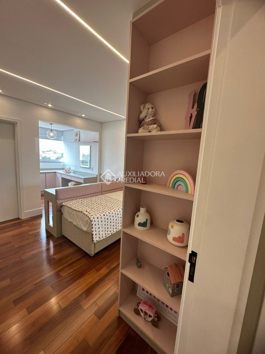 Apartamento à venda com 3 quartos, 158m² - Foto 26