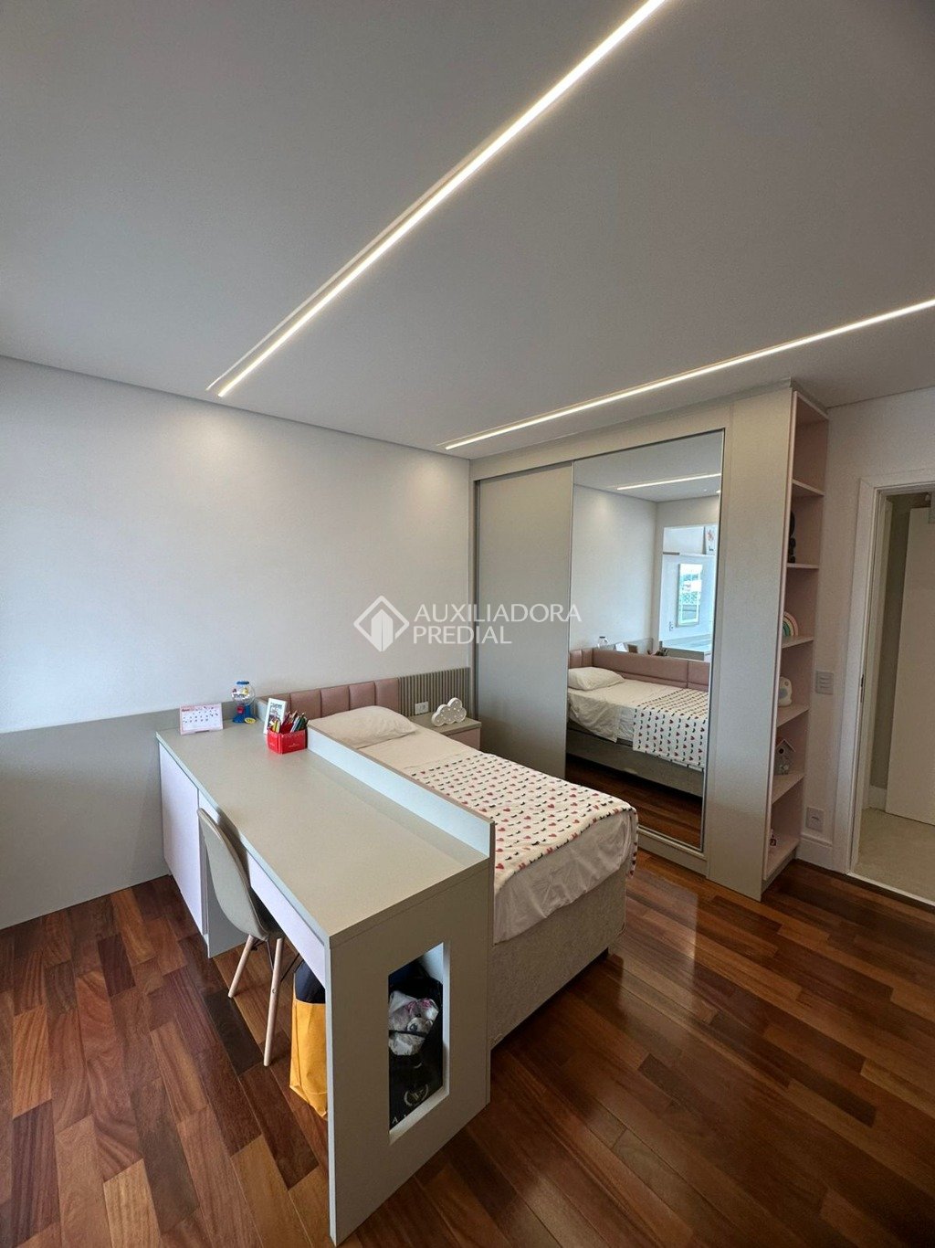 Apartamento à venda com 3 quartos, 158m² - Foto 20