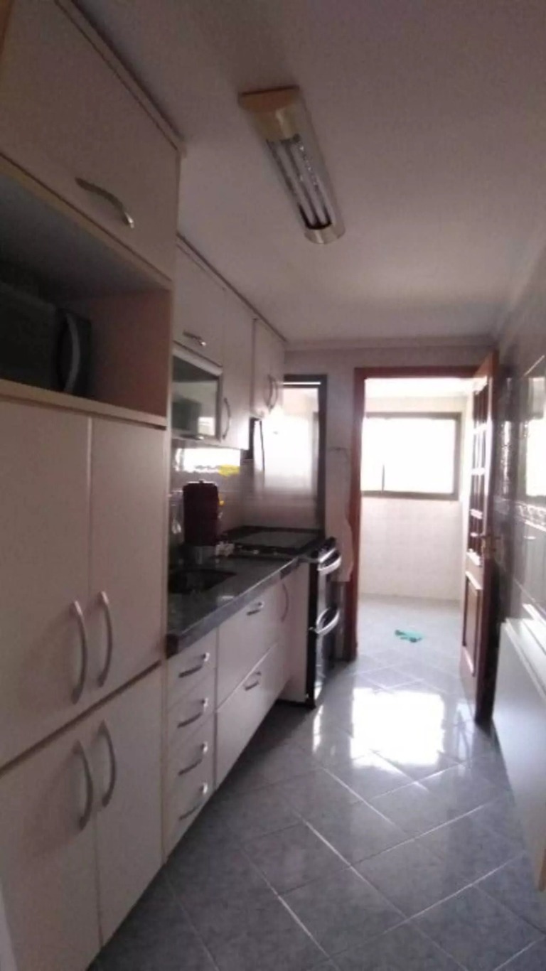 Apartamento à venda com 2 quartos, 76m² - Foto 4