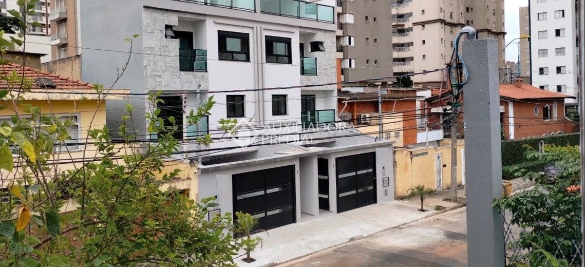 Casa à venda com 2 quartos, 176m² - Foto 1