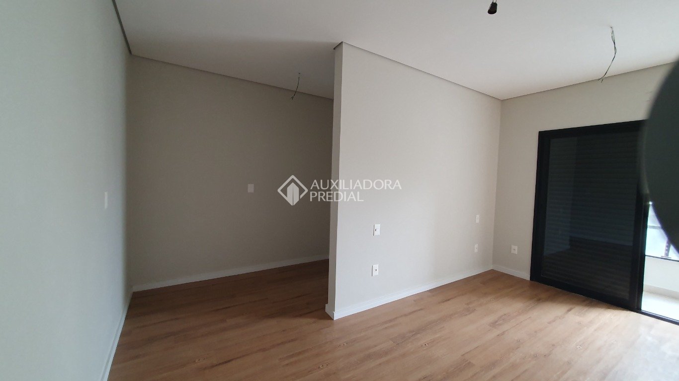 Casa à venda com 3 quartos, 220m² - Foto 23