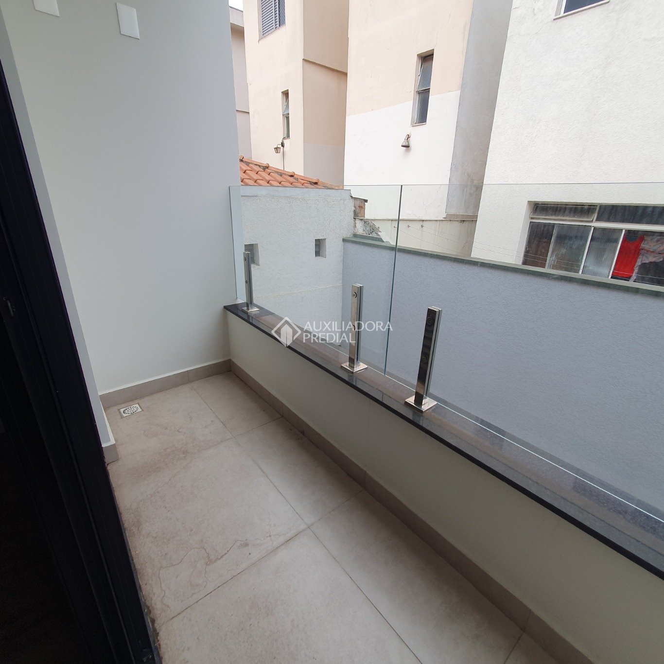 Casa à venda com 3 quartos, 220m² - Foto 25