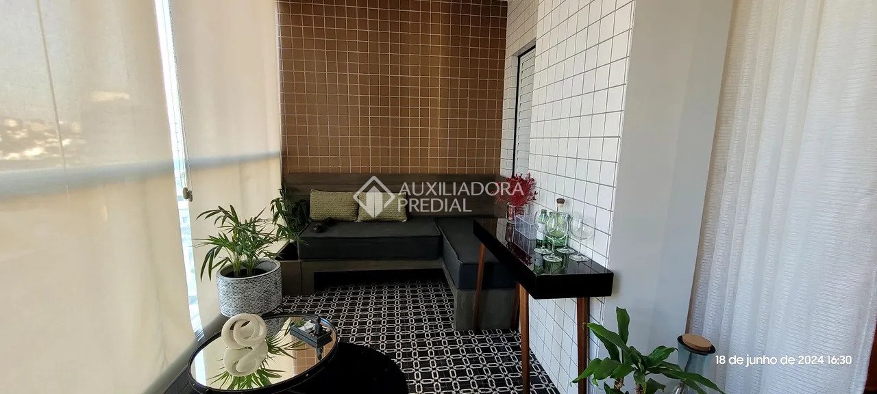 Apartamento à venda com 2 quartos, 102m² - Foto 10