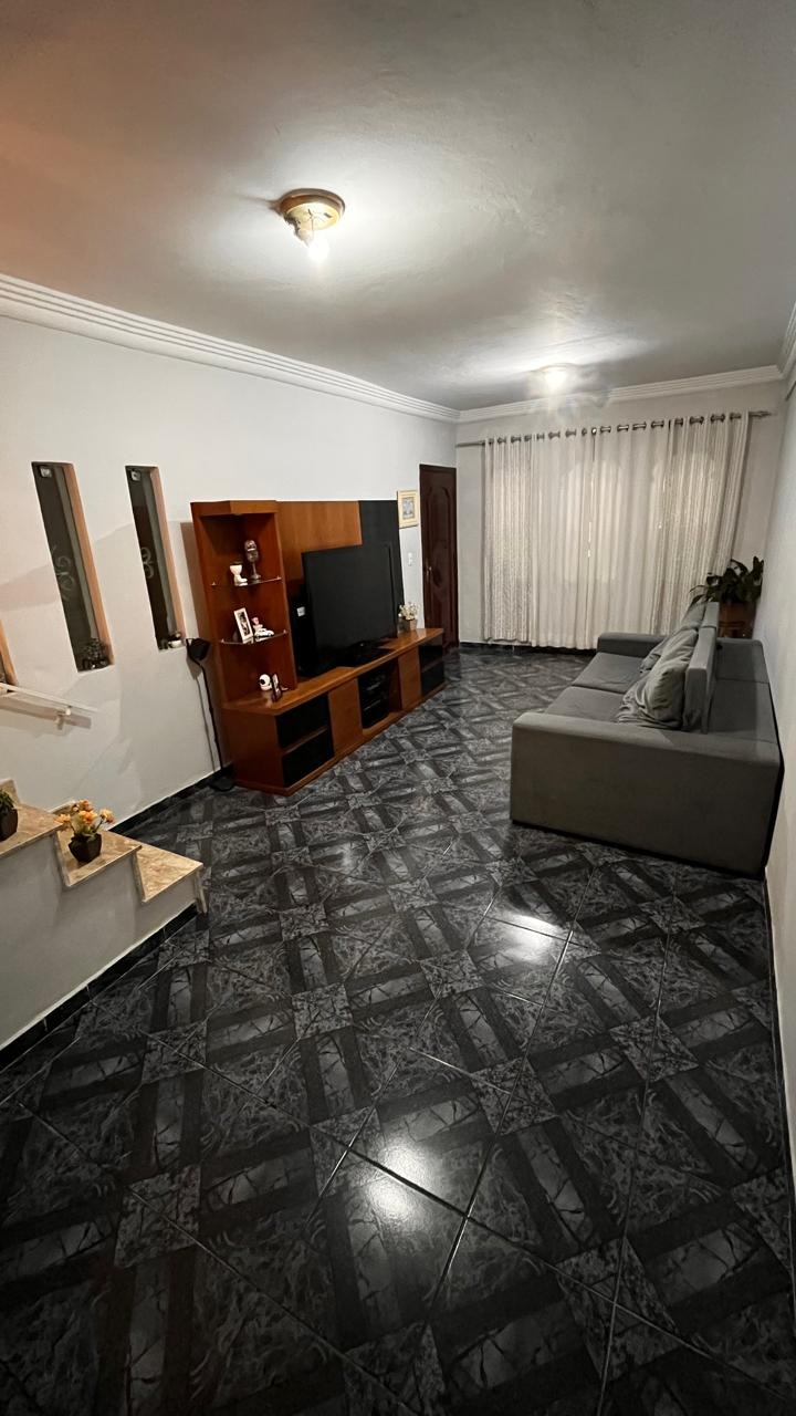 Casa à venda com 3 quartos, 201m² - Foto 3