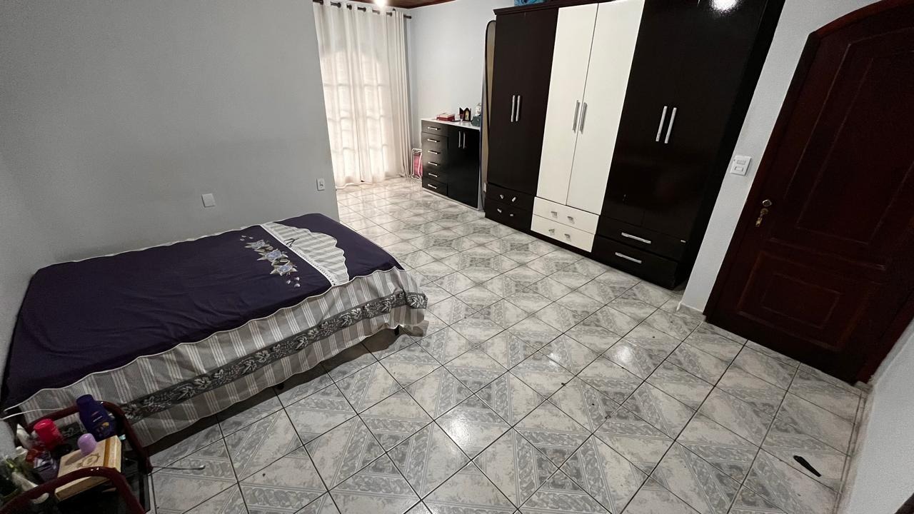 Casa à venda com 3 quartos, 201m² - Foto 10