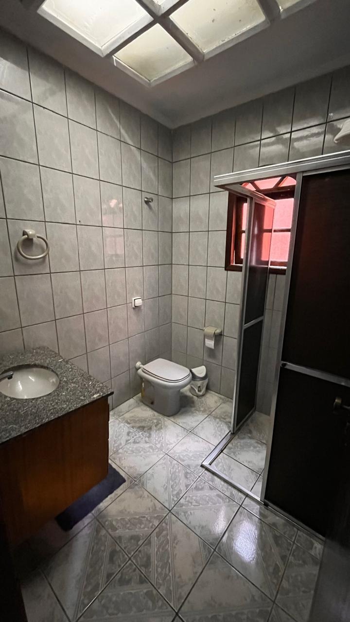 Casa à venda com 3 quartos, 201m² - Foto 14