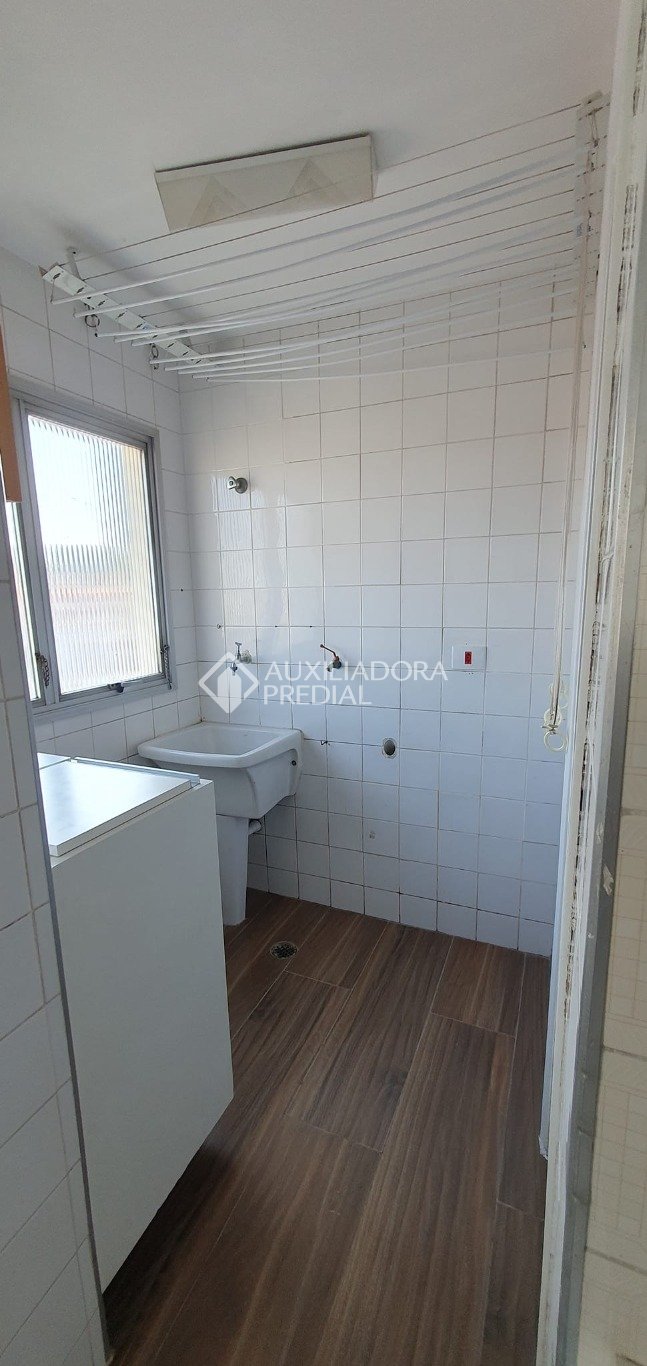 Apartamento à venda com 2 quartos, 64m² - Foto 17