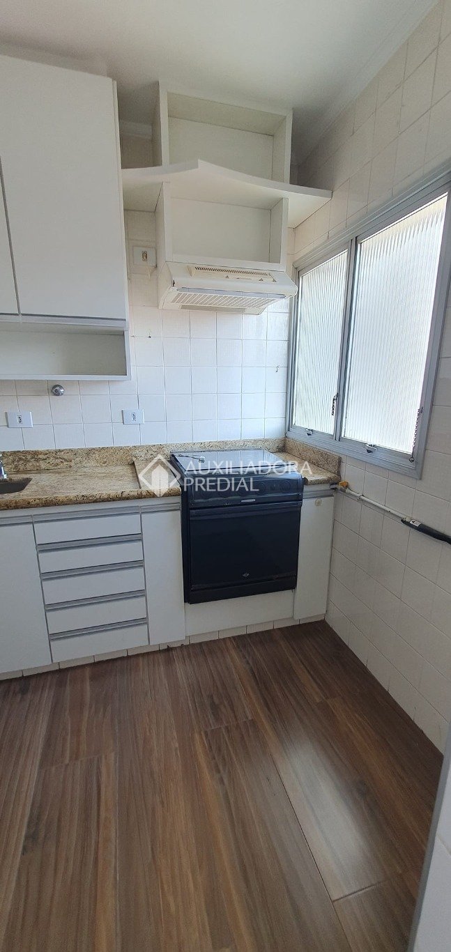 Apartamento à venda com 2 quartos, 64m² - Foto 8