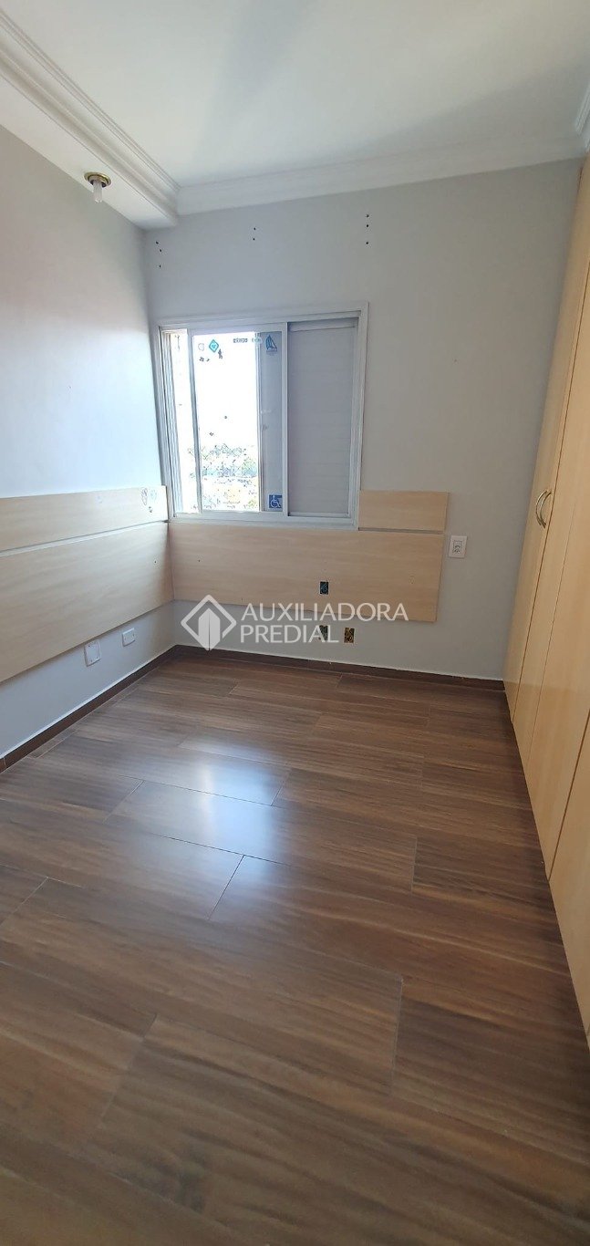 Apartamento à venda com 2 quartos, 64m² - Foto 7