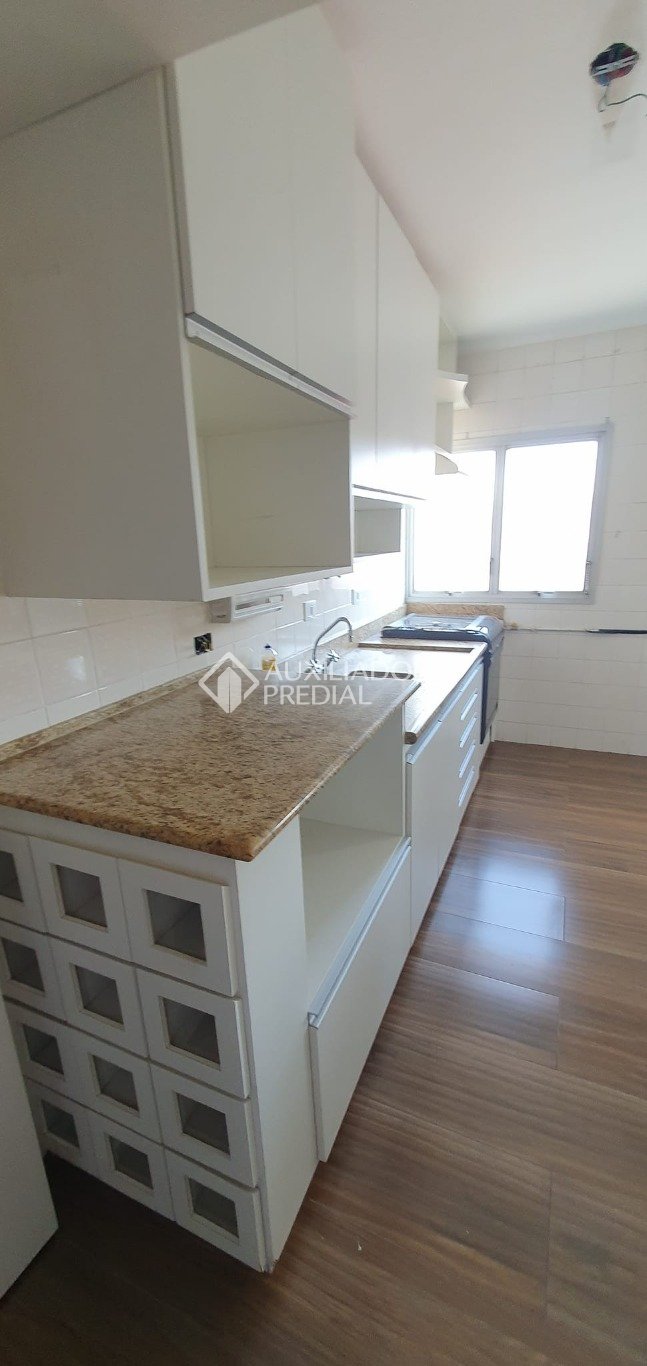 Apartamento à venda com 2 quartos, 64m² - Foto 11