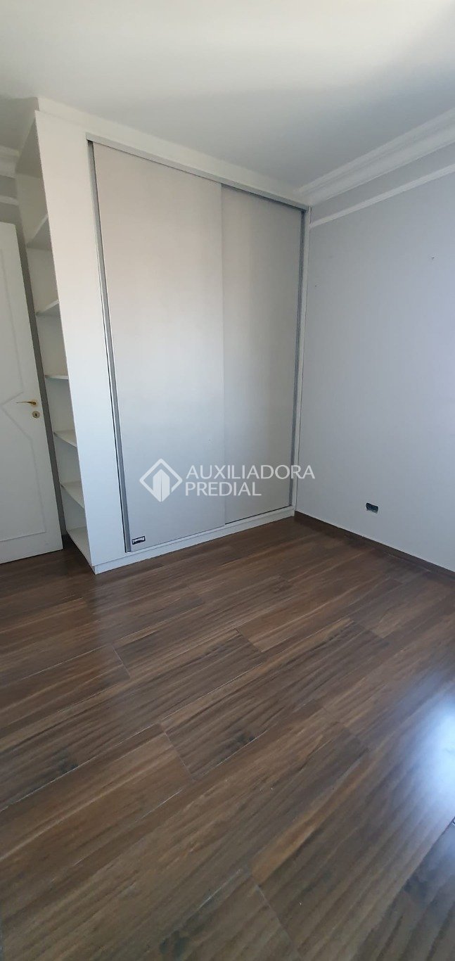 Apartamento à venda com 2 quartos, 64m² - Foto 12