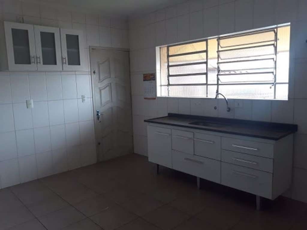 Casa à venda com 2 quartos, 142m² - Foto 4