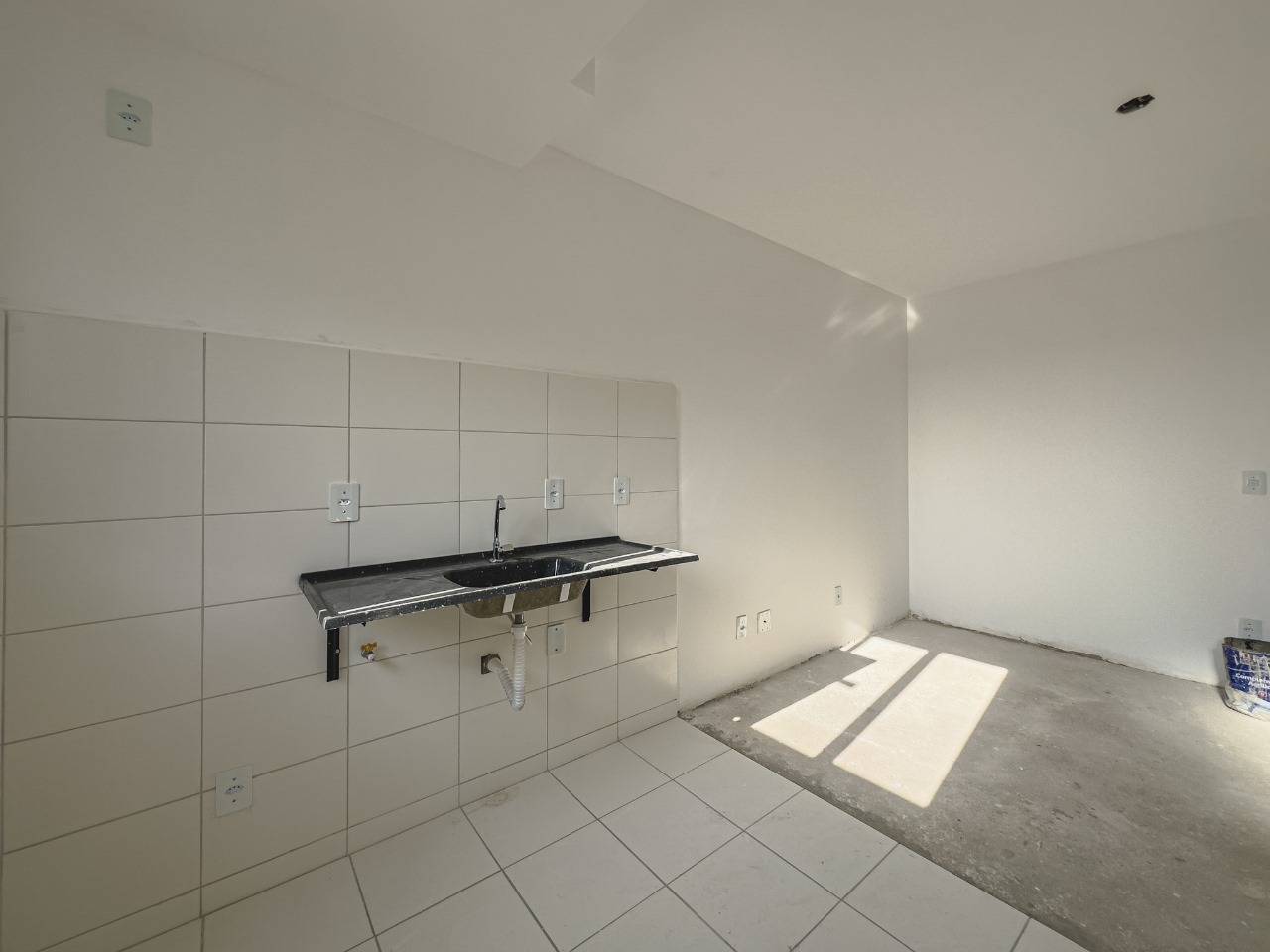 Apartamento à venda com 2 quartos, 40m² - Foto 1