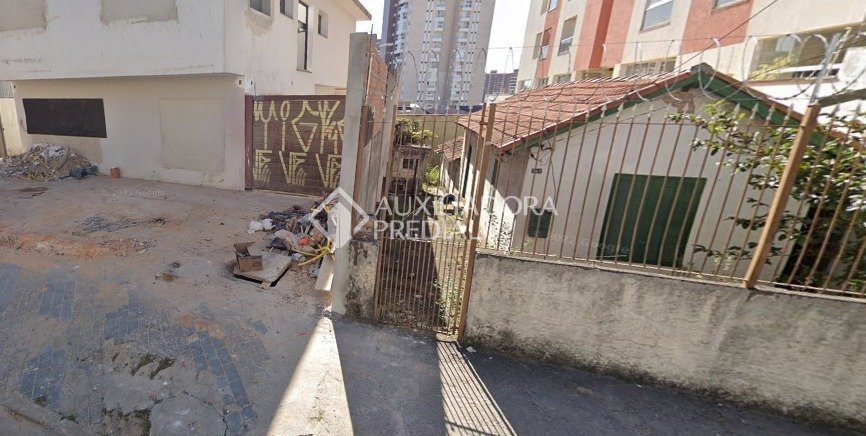 Terreno à venda com 1 quarto, 248m² - Foto 8