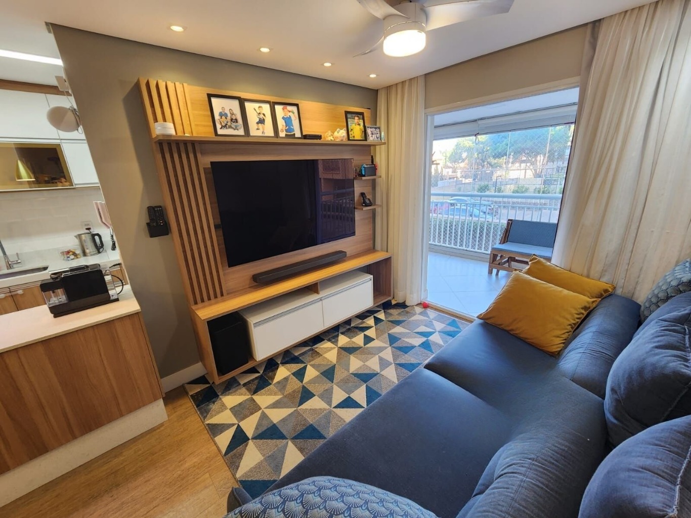 Apartamento à venda com 3 quartos, 86m² - Foto 1