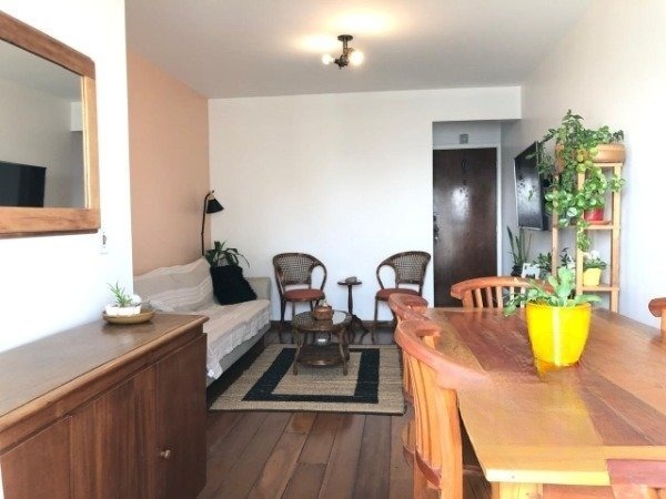 Apartamento à venda com 3 quartos, 88m² - Foto 2