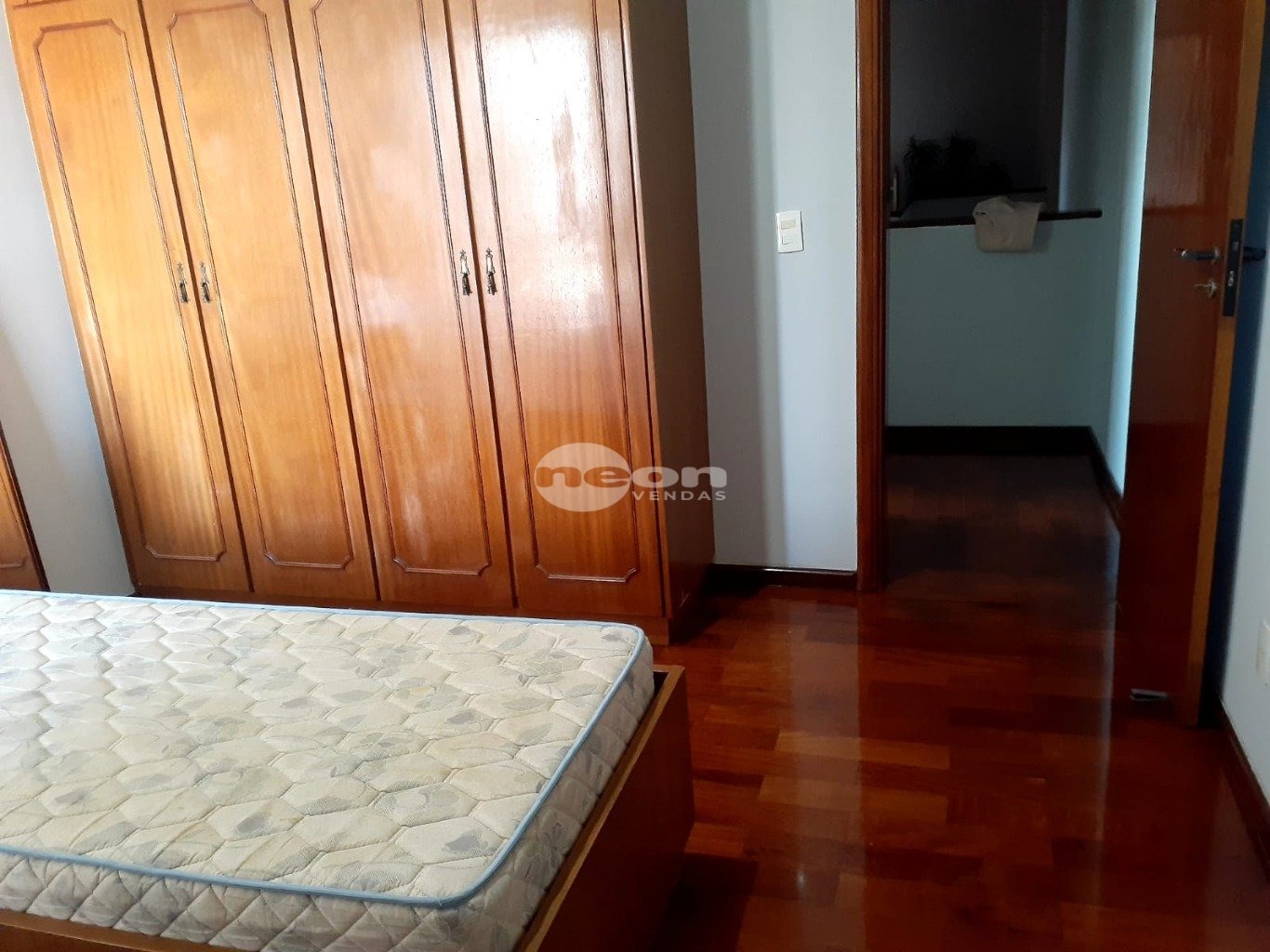 Casa à venda com 4 quartos, 180m² - Foto 10